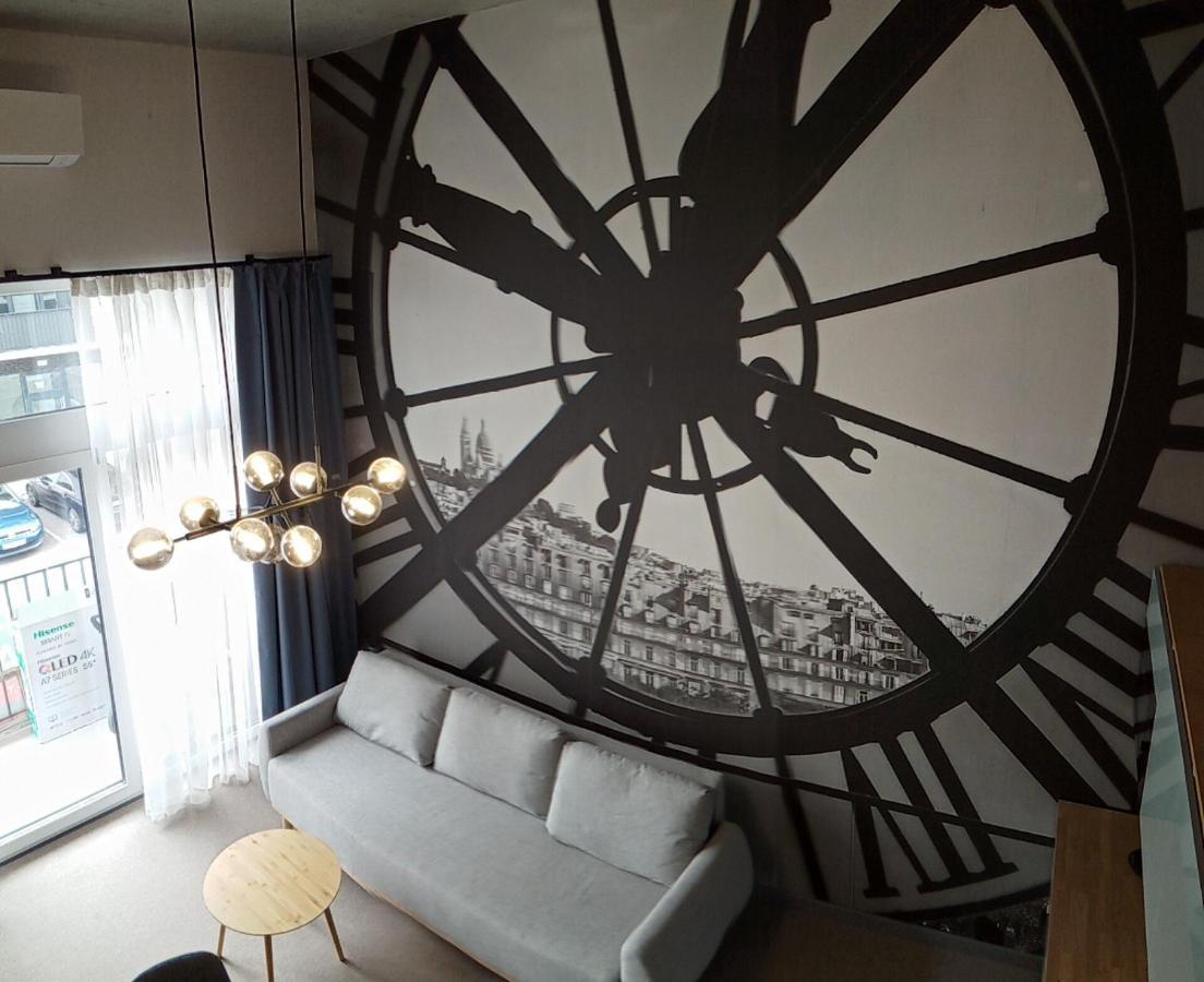 Wroclove Airport Loft Wrocław Exteriör bild